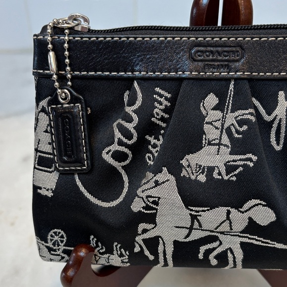 Coach Horse & Carriage Pleated Pouch Cosmetic Bag - Picture 2 of 15